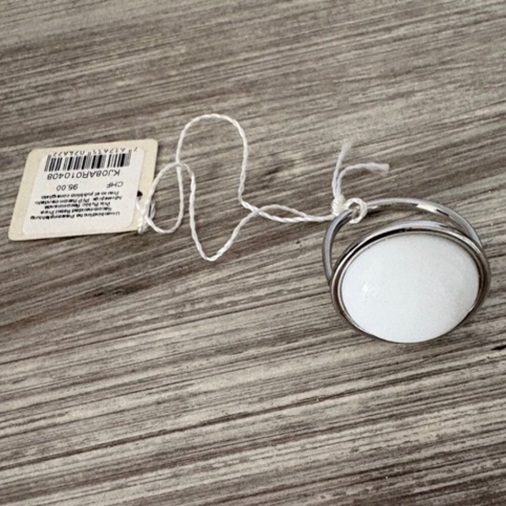Calvin Klein Silver & White Statement Ring NWT NIB SIZE 9 - Picture 2 of 9